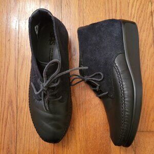 SAS Black‎ Leather Suede KICH Lace Up Ankle Boots Shoes 10 USA Chukka Booties